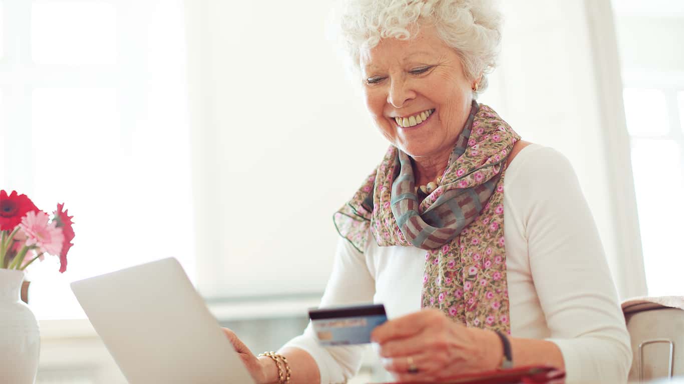 4 Tips To Manage Credit Cards As A Retiree